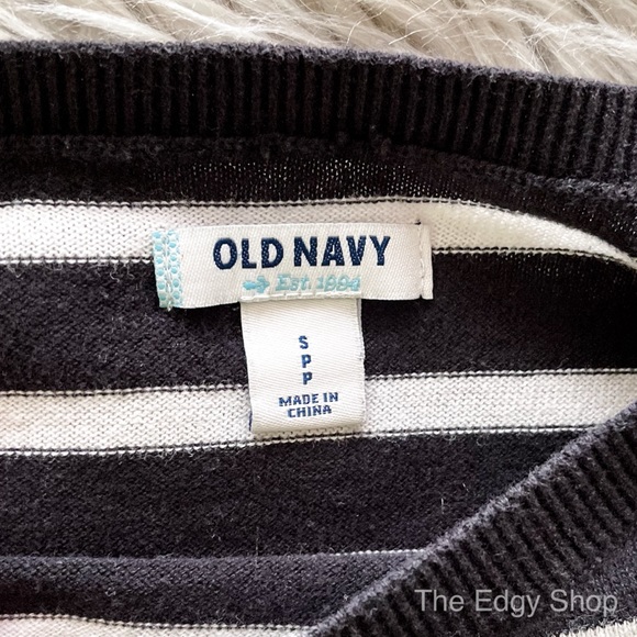 Old Navy | 3/4 Length Striped Crewneck Sweater - Picture 4 of 6